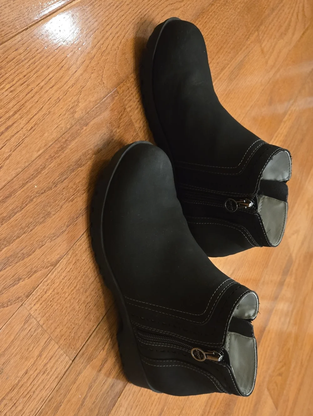J Sport Memory Foam Black Side-Zip Ankle Boots with Contrast Stitching